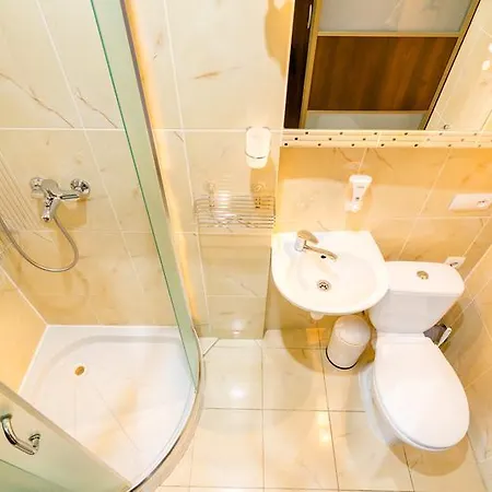 Apartament On Kurbasa Street, 9 *